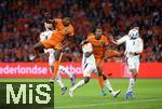 10.09.2024, Fussball UEFA Nations League 2024/25, Gruppe 3, 2. Spieltag, Niederlande - Deutschland, in der Johan Cruyff Arena Amsterdam. (L-R) Robert Andrich (Deutschland) gegen Denzel Dumfries (Niederlande), Jonathan Tah (Deutschland), Nathan Ake (Niederlande), Kai Havertz (Deutschland)