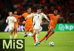 10.09.2024, Fussball UEFA Nations League 2024/25, Gruppe 3, 2. Spieltag, Niederlande - Deutschland, in der Johan Cruyff Arena Amsterdam. (L-R) Tijjani Reijnders (Niederlande) gegen Kai Havertz (Deutschland) und Denzel Dumfries (Niederlande)