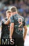 14.09.2024, Fussball 1. Bundesliga 2024/2025, 3. Spieltag, Holstein Kiel - FC Bayern Mnchen, im Holstein-Stadion Kiel. Jubel (L-R) Joshua Kimmich (Bayern Mnchen) und Torschtze Harry Kane (Bayern Mnchen) zum Tor zum 0:2


