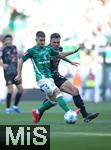 21.09.2024, Fussball 1. Bundesliga 2024/2025, 4. Spieltag, SV Werder Bremen - FC Bayern Mnchen, im Wohninvest Weserstadion Bremen. (L-R) Romano Schmid (Werder Bremen) gegen Joao Palhinha (Bayern Mnchen)


