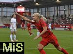 23.09.2024, Fussball Google Pixel Frauen-Bundesliga 2024/2025, 3.Spieltag, FC Bayern Mnchen - TSG Hoffenheim, am FCB-Campus Mnchen. Pernille Harder (FC Bayern Mnchen) trifft zum 2:1 und jubelt hier