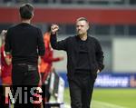 23.09.2024, Fussball Google Pixel Frauen-Bundesliga 2024/2025, 3.Spieltag, FC Bayern Mnchen - TSG Hoffenheim, am FCB-Campus Mnchen. Trainer Alexander Straus (FC Bayern Mnchen) 