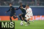 02.10.2024, Fussball UEFA Champions League 2024/2025, 2.Spieltag, RB Leipzig - Juventus Turin, in der Red Bull Arena Leipzig. (L-R) Pierre Kalulu (Juventus Turin) gegen Xavi Simons (RB Leipzig)


