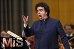 06.10.2024, Internationales Klassikfestival: Festival der Nationen 2024, Konzert im Kurhaus mit Snger Rolando Villazon (Tenor), Guerassim Voronkov, Dirigent der Philharmonie Baden-Baden.