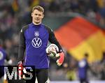 14.10.2024, Fussball UEFA Nations League 2024/25, Gruppe 3, 4.Spieltag, Deutschland - Niederlande, in der Allianz-Arena in Mnchen. Torwart Alexander Nbel (Deutschland) lchelt