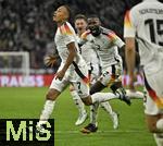 14.10.2024, Fussball UEFA Nations League 2024/25, Gruppe 3, 4.Spieltag, Deutschland - Niederlande, in der Allianz-Arena in Mnchen. Jamie Leweling (Deutschland) und Antonio Rdiger (Deutschland) und Angelo Stiller (Deutschland) jubeln ber das 1:0