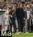 14.10.2024, Fussball UEFA Nations League 2024/25, Gruppe 3, 4.Spieltag, Deutschland - Niederlande, in der Allianz-Arena in Mnchen.  Dr. Silja Schwarz (Teamrztin DFB), Bundestrainer Julian Nagelsmann (Deutschland) 