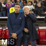 14.10.2024, Fussball UEFA Nations League 2024/25, Gruppe 3, 4.Spieltag, Deutschland - Niederlande, in der Allianz-Arena in Mnchen. v.l. Thomas Mller (FC Bayern Mnchen) und Sportdirektor Rudi Vller (Deutschland) 