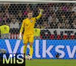 14.10.2024, Fussball UEFA Nations League 2024/25, Gruppe 3, 4.Spieltag, Deutschland - Niederlande, in der Allianz-Arena in Mnchen. Torwart Bart Verbruggen (Niederlande) am Ball.