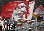 19.10.2024, Fussball 1. Bundesliga 2024/2025, 7. Spieltag,  FC Bayern Mnchen - VfB Stuttgart, in der Allianz-Arena Mnchen, Der Anpeitscher in Action


