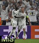 22.10.2024, Fussball UEFA Champions League 2024/2025, 3.Spieltag, Real Madrid - Borussia Dortmund, im Estadio Santiango Bernabeu in Madrid (Spanien), Lucas Vazquez (Real Madrid) jubelt mit seinen Mitspielern ber das 3:2, hier mit Antonio Rdiger (Real Madrid) 


