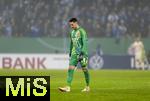 29.10.2024, Fussball DFB-Pokal 2024/2025, 2.Runde, FC Augsburg - FC Schalke 04, in der WWK-Arena Augsburg.Torwart Justin Heekeren (FC Schalke 04)  

