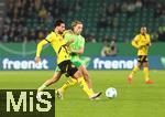 29.10.2024, Fussball DFB Pokal 2024/2025, 2. Runde, VfL Wolfsburg - Borussia Dortmund, in der Volkswagen Arena Wolfsburg. (L-R) Emre Can (Borussia Dortmund) gegen Lovro Majer (VfL Wolfsburg)


