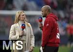 02.11.2024, Fussball 1. Bundesliga 2024/2025, 9. Spieltag,  FC Bayern Mnchen - 1.FC Union Berlin, in der Allianz-Arena Mnchen, Trainer Vincent Kompany (FC Bayern Mnchen) beim Interview mit sky


