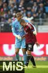 03.11.2024, Fussball 2. Bundesliga 2024/2025, 11. Spieltag, Hamburger SV - 1. FC Nrnberg , im Volksparkstadion Hamburg. (L-R) Torwart Jan Reichert (Nrnberg) und Ondrej Karafiat (Nrnberg)


