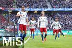 03.11.2024, Fussball 2. Bundesliga 2024/2025, 11. Spieltag, Hamburger SV - 1. FC Nrnberg , im Volksparkstadion Hamburg. Jubel (L-R) Torschtze Daniel Elfadli (Hamburg) und Adam Karabec (Hamburg) zum Tor zum 1:0


