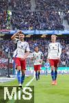 03.11.2024, Fussball 2. Bundesliga 2024/2025, 11. Spieltag, Hamburger SV - 1. FC Nrnberg , im Volksparkstadion Hamburg. Jubel (L-R) Torschtze Daniel Elfadli (Hamburg) und Adam Karabec (Hamburg) zum Tor zum 1:0


