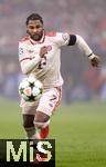 06.11.2024,  Fussball UEFA Championsleague 2024/2025: 4.Spieltag,  FC Bayern Mnchen - Benfica Lissabon, in der Allianz-Arena Mnchen. Serge Gnabry (FC Bayern Mnchen) am Ball 
