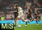 09.11.2024, Fussball 1. Bundesliga 2024/2025, 10. Spieltag, FC St. Pauli - FC Bayern Mnchen, im Millerntor-Stadion Hamburg. (L-R) Carlo Boukhalfa (FC St. Pauli) gegen Jamal Musiala (Bayern Mnchen)


