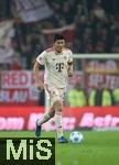 09.11.2024, Fussball 1. Bundesliga 2024/2025, 10. Spieltag, FC St. Pauli - FC Bayern Mnchen, im Millerntor-Stadion Hamburg. Minjae Kim (Bayern Mnchen)


