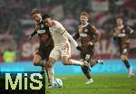 09.11.2024, Fussball 1. Bundesliga 2024/2025, 10. Spieltag, FC St. Pauli - FC Bayern Mnchen, im Millerntor-Stadion Hamburg. (L-R) Carlo Boukhalfa (FC St. Pauli) gegen Jamal Musiala (Bayern Mnchen)


