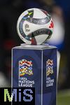 16.11.2024, Fussball UEFA Nations League 2024/25, Gruppe 3, 5.Spieltag, Deutschland - Bosnien-Herzegowina, im Europa-Park-Stadion (Freiburg),  Der Offizielle Spielball von Adidas auf der Stele 