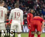 22.11.2024, Fussball 1. Bundesliga 2024/2025, 11. Spieltag,  FC Bayern Mnchen - FC Augsburg, in der Allianz-Arena Mnchen, Michael Olise (FC Bayern Mnchen) nachdenklich 


