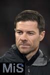 03.12.2024, Fussball DFB-Pokal 2024/2025, Achtelfinale, FC Bayern Mnchen - Bayer Leverkusen, in der Allianz-Arena Mnchen.   Trainer Trainer Xabi Alonso (Leverkusen) 


