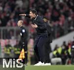 03.12.2024, Fussball DFB-Pokal 2024/2025, Achtelfinale, FC Bayern Mnchen - Bayer Leverkusen, in der Allianz-Arena Mnchen.   Trainer Xabi Alonso (Leverkusen) 


