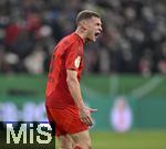 03.12.2024, Fussball DFB-Pokal 2024/2025, Achtelfinale, FC Bayern Mnchen - Bayer Leverkusen, in der Allianz-Arena Mnchen.   Joshua Kimmich (FC Bayern Mnchen) ist sauer


