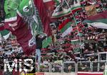 14.12.2024, Fussball 1. Bundesliga 2024/2025, 14. Spieltag, FC Augsburg - Bayer Leverkusen, in der WWK-Arena Augsburg, Fans FCA