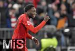 20.12.2024, Fussball 1. Bundesliga 2024/2025, 15. Spieltag,  FC Bayern Mnchen - RB Leipzig, in der Allianz-Arena Mnchen. Alphonso Davies (FC Bayern Mnchen) jubelt.

