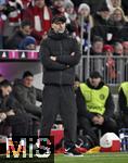 20.12.2024, Fussball 1. Bundesliga 2024/2025, 15. Spieltag,  FC Bayern Mnchen - RB Leipzig, in der Allianz-Arena Mnchen. Trainer Vincent Kompany (FC Bayern Mnchen) nachdenklich.

