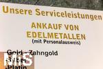 26.12.2024, Bad Wrishofen in Bayern, Weihnachten in der Fussgngerzone: Schmuckgeschft wirbt mit Ankauf von Edelmetallen. Goldankauf mit Personalausweis. 