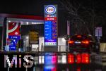 04.01.2025,  Bad Wrishofen in Bayern (Unterallgu), Aktuelle Spritpreisanzeige an einer Esso-Tankstelle, zum 1. Januar 2025 erhhte sich die staatliche CO2-Abgabe von 45 auf 55 Euro je Tonne, das wird die Spritpreise langfristig teurer machen. 