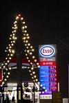 04.01.2025,  Bad Wrishofen in Bayern (Unterallgu), Aktuelle Spritpreisanzeige an einer Esso-Tankstelle, zum 1. Januar 2025 erhhte sich die staatliche CO2-Abgabe von 45 auf 55 Euro je Tonne, das wird die Spritpreise langfristig teurer machen. 