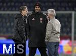 06.01.2025, Fussball 1. Bundesliga 2024/2025, Testspiel: RB Salzburg - FC Bayern Mnchen, in der Red Bull Arena Salzburg. v.l. Sportdirektor Christoph Freund (Bayern Mnchen)  und Trainer Vincent Kompany (FC Bayern Mnchen) 