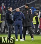 06.01.2025, Fussball 1. Bundesliga 2024/2025, Testspiel: RB Salzburg - FC Bayern Mnchen, in der Red Bull Arena Salzburg. v.l. Manager Max Eberl (FC Bayern Mnchen) und Trainer Vincent Kompany (FC Bayern Mnchen) 