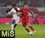 06.01.2025, Fussball 1. Bundesliga 2024/2025, Testspiel: RB Salzburg - FC Bayern Mnchen, in der Red Bull Arena Salzburg. v.l. x gegen Arijon Ibrahimovic (Bayern Mnchen) 