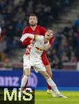 06.01.2025, Fussball 1. Bundesliga 2024/2025, Testspiel: RB Salzburg - FC Bayern Mnchen, in der Red Bull Arena Salzburg. Petar Ratkov (RB Salzburg) gegen Eric Dier (hinten, FC Bayern Mnchen) 