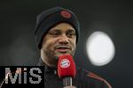 06.01.2025, Fussball 1. Bundesliga 2024/2025, Testspiel: RB Salzburg - FC Bayern Mnchen, in der Red Bull Arena Salzburg. Trainer Vincent Kompany (FC Bayern Mnchen) beim Interview 