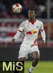 06.01.2025, Fussball 1. Bundesliga 2024/2025, Testspiel: RB Salzburg - FC Bayern Mnchen, in der Red Bull Arena Salzburg. Joane Gadou (RB Salzburg) 