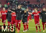 12.01.2025, Fussball 1. Bundesliga 2024/2025, 16. Spieltag, FC Augsburg - VfB Stuttgart, in der WWK-Arena Augsburg, Schlussjubel der Stuttgarter nach dem Sieg. Jeff Chabot (Stuttgart), Nick Woltemade (Stuttgart), Anthony Rouault (Stuttgart), Maximilian Mittelstdt (Stuttgart) 