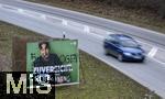 13.01.2024,  Die Deutsche Bundestagswahl am 23.2.2025 wirft ihre Schatten voraus,  Wahlplakate sumen die Strassen in Bad Wrishofen im Unterallgu, hier ein Plakat der Grnen mit Kanzlerkandidat Robert Habeck. Unbekannte haben das Plakat beschmiert und den Partei-Slogan ZUVERSICHT bermalt um ZU VERLOGEN KEINE AHNUNG daraus zu machen. 