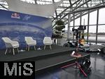 14.01.2025, Fussball, Pressekonferenz bei Red Bull in Salzburg, Jrgen Klopp (Global Head of Soccer bei Red Bull) stellt sich erstmals den Medien, im Hangar 7 am Salzburger Airport. Die Sthle fr die Pressekonferenz stehen bereit,