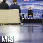 14.01.2025, Fussball, Pressekonferenz bei Red Bull in Salzburg, Jrgen Klopp (Global Head of Soccer bei Red Bull) stellt sich erstmals den Medien, im Hangar 7 am Salzburger Airport.  