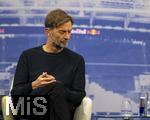 14.01.2025, Fussball, Pressekonferenz bei Red Bull in Salzburg, Jrgen Klopp (Global Head of Soccer bei Red Bull) stellt sich erstmals den Medien, im Hangar 7 am Salzburger Airport.  