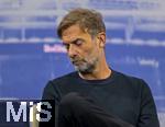 14.01.2025, Fussball, Pressekonferenz bei Red Bull in Salzburg, Jrgen Klopp (Global Head of Soccer bei Red Bull) stellt sich erstmals den Medien, im Hangar 7 am Salzburger Airport.  