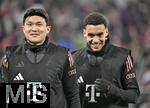 15.01.2025, Fussball 1. Bundesliga 2024/2025, 17. Spieltag,  FC Bayern Mnchen - TSG 1899 Hoffenheim, in der Allianz-Arena Mnchen. v.l. Minjae Kim (Bayern Mnchen) und Jamal Musiala (FC Bayern Mnchen) 

