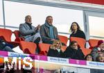 18.01.2025, Fussball 1. Bundesliga 2024/2025, 18. Spieltag,  FC Bayern Mnchen - VfL Wolfsburg, in der Allianz-Arena Mnchen. Ehrengasttribne, li oben: Schauspieler Heino Ferch mit Tennislegende Boris Becker, 